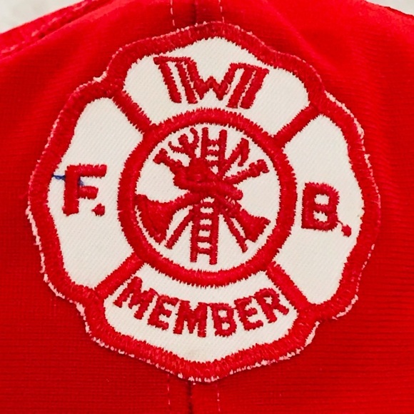 Reynold's Fire Fighter Member Adjustable L-XL Red Ball Cap - Picture 3 of 14